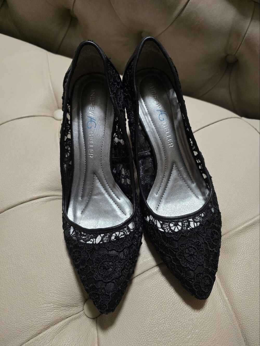 Andrew Geller Black Lace Pointed Toe Heels Pumps Size 8.5